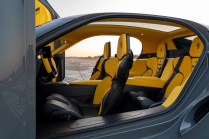 La nouvelle Koenigsegg dévoile des détails et franchit toutes les limites, elle fascine même avec des réservoirs ou des porte-gobelets - 5 - Koenigsegg Gemera 2023 oficialni lepsi 05