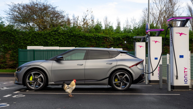 Elektrická Kia se zrychlením supersportů ruinuje majitele, roční se po obřím propadu hodnoty prodává téměř za polovinu