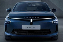 Le nouveau maître de la bizarrerie italienne est complètement sorti, la première Lancia vraiment nouvelle depuis 13 ans divise le public en deux camps - 2 - Lancia Ypsilon 2024 nova oficialni vse 02