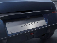 Après 13 ans, la première Lancia nouvelle et bizarre a révélé ses prix. Elle est très chère et fait de l'aguichage avec la technologie - 17 - Lancia Ypsilon 2024 première série de 17