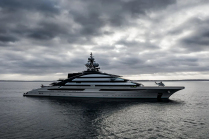 Le yacht d'un oligarque russe, reproduit à la manière d'un navire de guerre, a fait le tour du monde au nez et à la barbe des autorités. Il est à nouveau en sécurité - 11 - Lurssen Nord 2022 first set 11