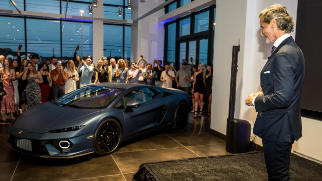 Lamborghini otevřelo své největší dealerství na světě, kupodivu nestojí nikde na Středním východě