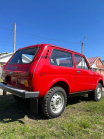 La Russie vend encore des Lada Niva 1980 neuves, elle veut plus d'une machine à remonter le temps que d'une Lamborghini - 3 - Lada Niva 1980 à vendre 03