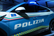 La police italienne prend livraison de la nouvelle Lamborghini, enfin quelque chose rentre dedans - 10 - Lamborghini Urus Performante 2023 Italian Police 10