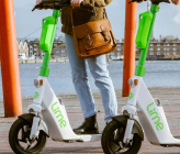 Paris est la première grande ville à interdire les trottinettes électriques, 14 000 doivent être retirées des rues dans les trois jours - 2 - Lime e-scooters illustrative photo 02