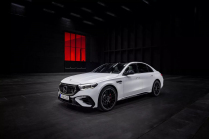 La nouvelle Mercedes E53 d'AMG est si lourde que le constructeur refuse de révéler son poids réel - 7 - Mercedes-AMG E53 Hybrid 4Matic Plus 2024 first kit 07