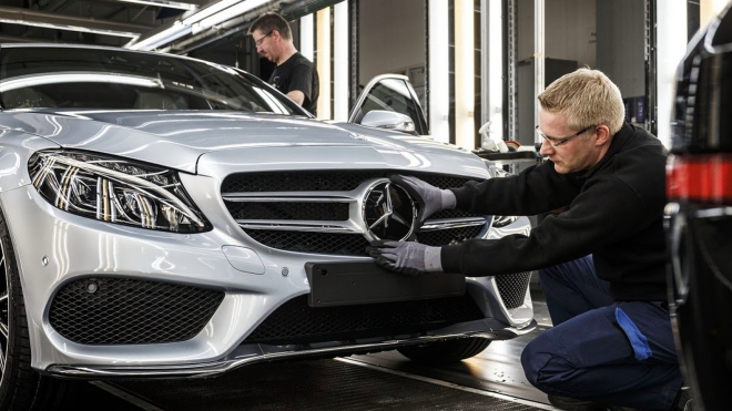 Mercedes i přes nejhorší prodeje za skoro dekádu rozdá zaměstnancům po 175 tisících Kč každému