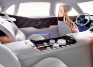 Le bon sens revient chez Mercedes, le kitsch obèse en remplacement des SUV de luxe d'aujourd'hui s'arrête - 8 - Mercedes-Benz Maybach Ultimate Luxury 2018 nova kit 08