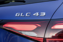 La tragédie des moteurs Mercedes se poursuit, avec seulement deux litres dans le SUV haut de gamme de 2,3 tonnes - 10 - Mercedes-AMG GLC43 et GLC63 2023 first kit 10