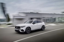 La tragédie des moteurs Mercedes ne s'arrête pas là, le prochain modèle perd à la fois six et huit cylindres, le deux litres est le maximum - 1 - Mercedes-AMG GLC43 et GLC63 Coupé 2023 première série 01.