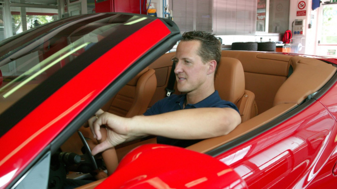 Jedno z posledních aut Michaela Schumachera je na prodej, koupil si ho skutečně sám, za své peníze