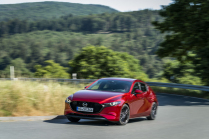 Le révolutionnaire diesel à essence de Mazda tombe dans l'oubli, les Japonais le prennent encore une fois à contre-pied - 3 - Mazda 3 2019 SkyActiv-X official kit 03