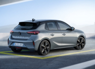 Opel va à contre-courant, il n'abandonnera pas les petites voitures. Mais est-ce qu'elles intéresseront encore quelqu'un ? - 2 - Opel Corsa 2023 facelift première photo 02