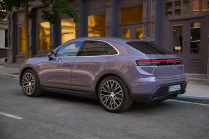 Le nouveau Porsche Macan est une déception. Il n'impressionne ni par son design, ni par sa technologie, ni même par son prix, sans parler de la fausse sonorité - 12 - Porsche Macan 2024 nove oficialni vse 12