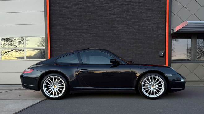 Nejlevnější Porsche 911 997 na prodej v EU vypadá sakra dobře, za cenu lepší Octavie to může být terno