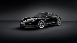 Porsche continue de caresser le cœur des puristes, sa dernière innovation associe une boîte manuelle au meilleur moteur non turbo - 7 - Porsche 911 S-T 2023 first kit 07