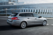 Un grand break Peugeot d'occasion avec un coffre plus grand que celui de l'Octavia que vous ne pouvez acheter qu'à deux ans pour le prix d'une meilleure Fabia - 3 - Peugeot 308 II SW ojety klady zapory 2022 03