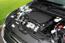 Un grand break Peugeot d'occasion avec un coffre plus grand que celui de l'Octavia, vous pouvez acheter un enfant de deux ans pour le prix d'une meilleure Fabia - 6 - Peugeot 308 II SW ojety klady zapory 2022 06