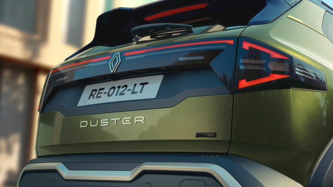 Duster se začal jako Renault prodávat v novém. A můžeme jen závidět, i se 160 koňmi je levnější než u nás tříválcová Dacia