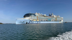Le nouveau plus grand navire de croisière du monde a pris la mer. Un monstre cinq fois plus grand que le légendaire Titanic - 2 - Royal Caribbean Icon of the Seas 2023 nove foto 02