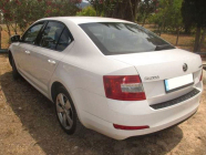 Skoda Octavia III avec moteur 2,0 TDI est disponible aujourd'hui pour 120 mille CZK, elle a encore la moitié de sa vie devant elle - 3 - Skoda Octavia 20 TDI DSG 2016 vente la moins chère 03