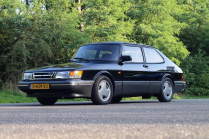 La meilleure Saab de tous les temps peut être achetée en très bon état. Vous pouvez être le roi de la route pour le prix d'une Octavia - 3 - Saab 900 Turbo 1993 krasny prodej 02a