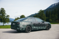 La nouvelle Skoda Superb dévoile plus de détails, le liftback sera vraiment la dernière Škoda orthodoxe - 8 - Skoda Superb 2023 nove spy foto 08
