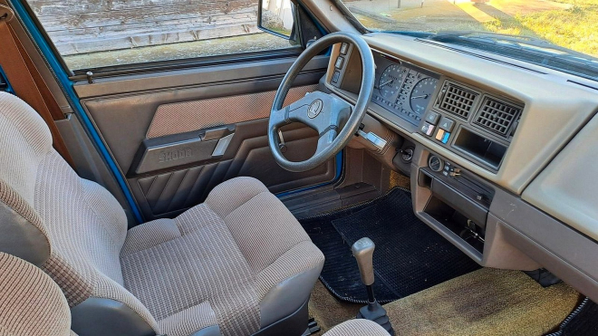 Dodnes nejetou poslední Škodu nedotčenou koncernem VW nikdo nechce koupit, stále 1. majitel musel s cenou dolů