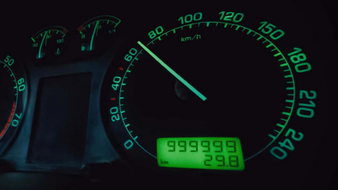 Muž najel se Škodou Octavia I přes 1 milion km, zvládl to s původním motorem i spojkou. To se asi podiví tomu, co si teď koupil