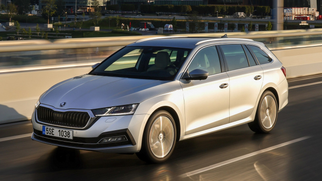 Ojetých Škod Octavia IV jsou už plné bazary, Němci v testu zjišťovali, co z ní zbývá po nejobvyklejší kilometráži