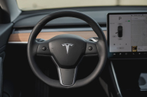 Les voitures électriques perdent déjà de la valeur dix fois plus vite que les voitures à combustion interne, ce qui porte un nouveau coup à l'essor qu'elles devaient connaître - 4 - Tesla Model 3 2021 Advisory Kit 15