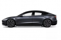 Tesla a lifté la Model 3 et a réalisé l'impossible, maintenant l'intérieur semble encore moins cher - 12 - Tesla Model 3 2023 facelift first kit 12
