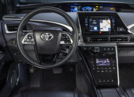 Les Toyota d'occasion séduisent par leur fiabilité, ce qu'il faut savoir sur les modèles les plus recherchés - 12 - Toyota Mirai 2015 illustratni foto 03