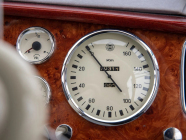La légendaire Tatra a réécrit l'histoire en battant des records d'aérodynamisme. Elle a fasciné les Britanniques il y a 90 ans et les fascine encore aujourd'hui - 15 - Tatra 77 1934 à vendre 16