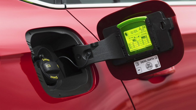 Kvůli cenám paliv se znovu mluví o tankování olejů místo nafty, u jakých aut je lze použít?