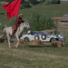 Clarkson, Hammond et May testent Skoda après des années, se montrent en Slovaquie - 3 - The Grand Tour S05E02 première photo 03