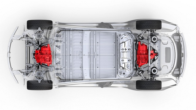 Faktura za výměnu baterie Tesly Model 3 ukazuje, jak velká bolístka elektromobilů to je