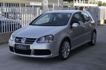 La toute dernière Golf équipée du légendaire moteur VR6 peut encore être achetée neuve aujourd'hui, il n'y en a qu'une seule à vendre - 2 - VW Golf V R32 2008 nejety sale 02