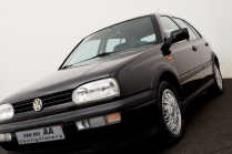 Le premier propriétaire vend peut-être la dernière VW Golf VR6 originale à ce jour, son prix évolue comme le vin - 7 - VW Golf VR6 1993 vente originale 07
