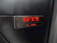 Le dernier fleuron de l'ère VW, une Golf GTI encore inédite équipée du plus puissant 1.9 TDI PD - 24 - VW Golf GTI TDI 2002 25th Anniversary zanovni sale 24, est peut-être à vendre.