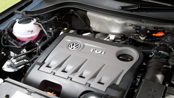 Stav 10 let starého VW Tiguan sebral německému mechanikovi slova z úst, musel o tom natočit video