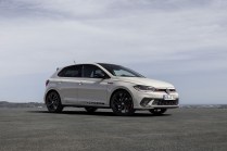 VW a présenté la dernière nouveauté pointue de son genre, ne l'offrira qu'à une poignée de clients - 7 - VW Polo GTI Edition 25 2023 first set 07