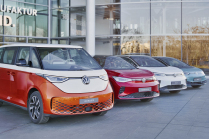 VW licencie des centaines de personnes de l'usine de voitures électriques près de la République tchèque, pas d'intérêt pour les voitures. Des milliers d'autres pourraient suivre - 3 - VW Glaserne Manufaktur ID range oficialni 03