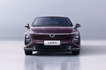 Les Chinois ont commencé à vendre une voiture encore plus grosse que la Skoda Octavia avec 177 ch pour 276 000 euros, ils sont dans une toute autre catégorie - 1 - Wuling Xing Guang 2024 première officielle 01